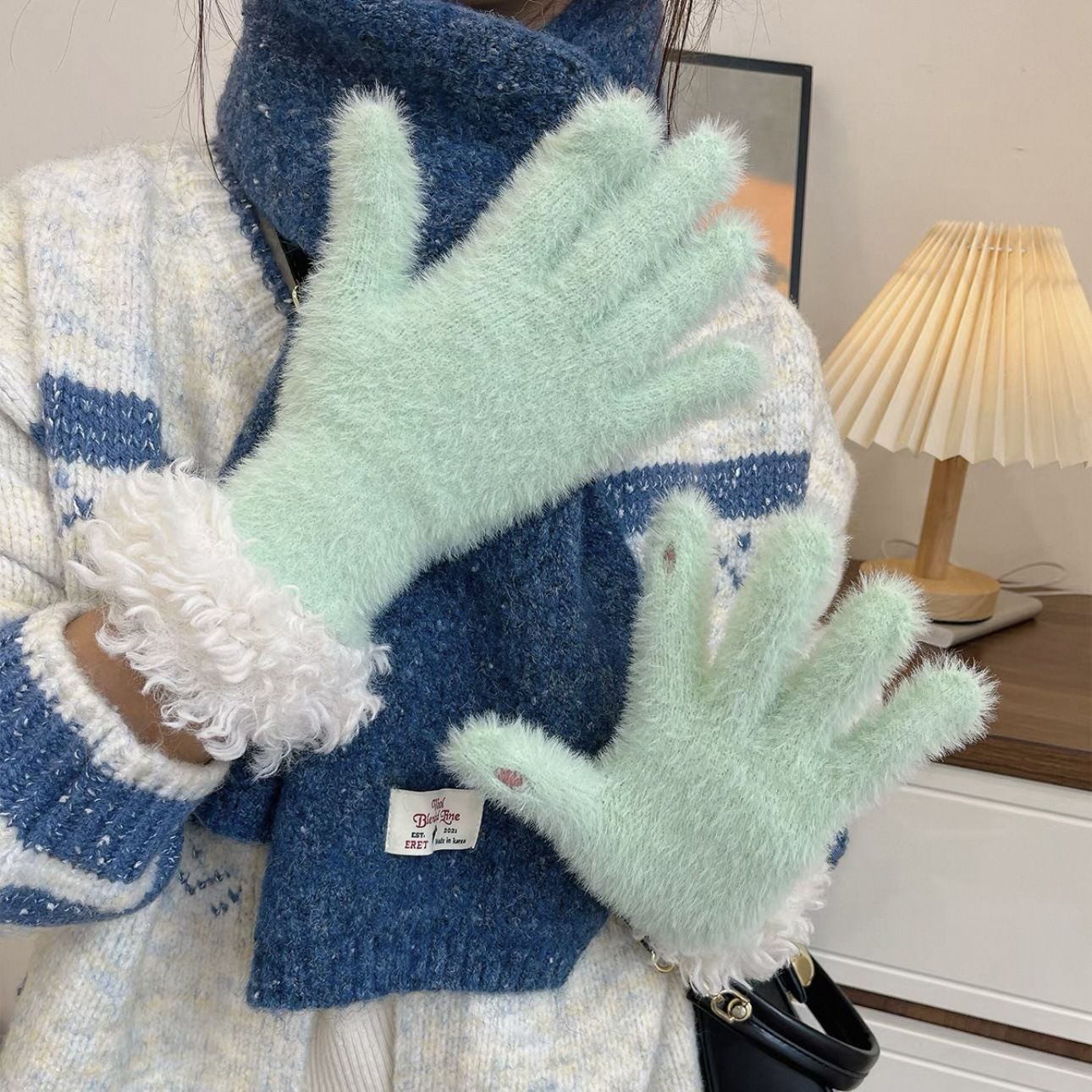 Khaki Faux Mink Spliced Gloves V1221-XM-WZST-04