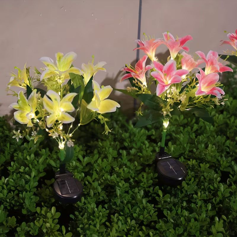 Seven Branch Solar Lily Light: Charges during the day, glows at night. Seven lilies bloom together, soft light flows like water through your garden./YELLOW