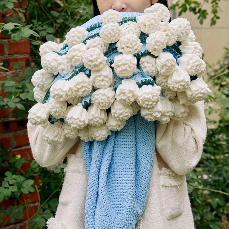 Hand-Crocheted Rose Round Blanket: A versatile romantic gift that brightens everyday warmth. (Diameter: 110 V1232-MGHT013