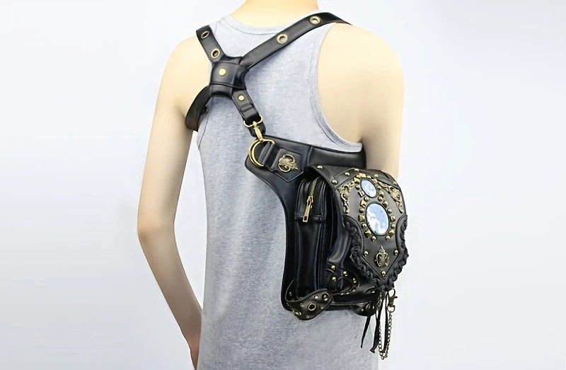 Steampunk-style Adjustable Waist Bag: Retro Chains and Rivets Decoration, PU Leather Multi-function Shoulder V1232-PKKB001