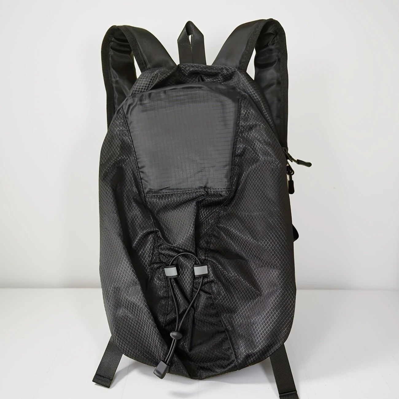 15L Backpack with USB Charging & Smart LED Turn Signals, Waterproof Cycling Commuter Daypack, Lightweight V1232-QXSJB001