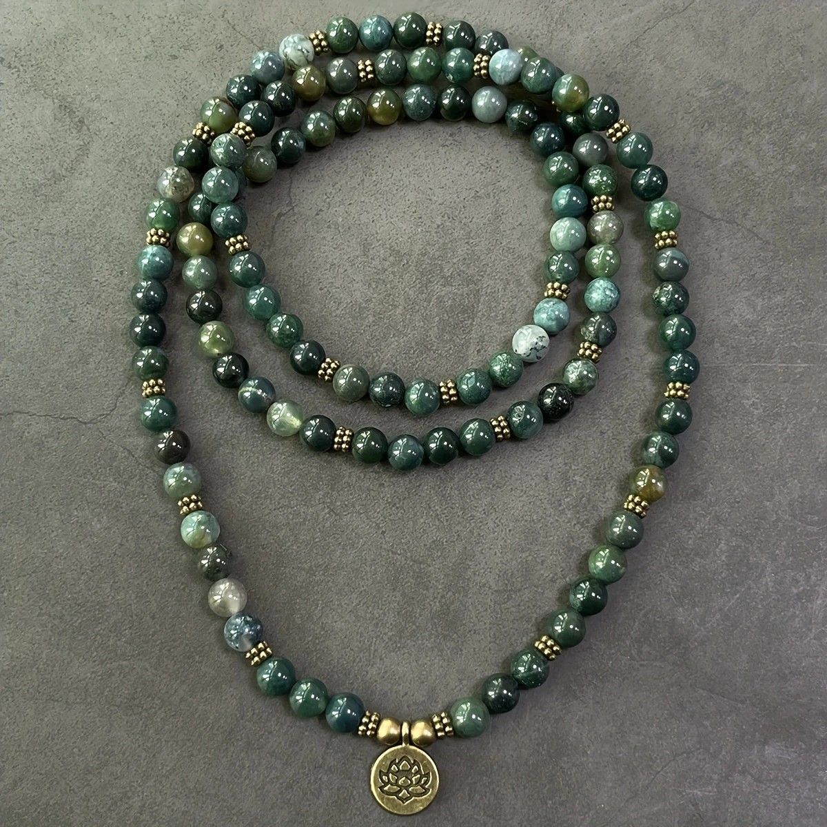 108-Piece Moss Agate Handcrafted Necklace, Natural Plant-Patterned Zen Layered Blessing Bead Strand V1232-YLBSCXL001