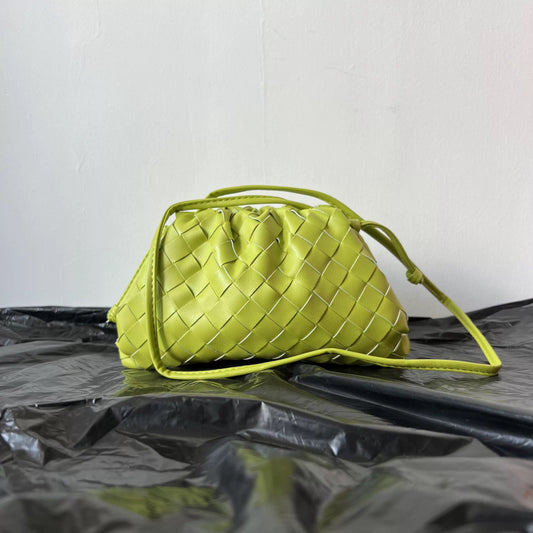 Cloud Backpack 2024 New Style Bag Ladies Cow Leather Crinkle Dumpling Bag Ladies Handbag Shoulder Bag MJ51 V1237-ZY-203-0131