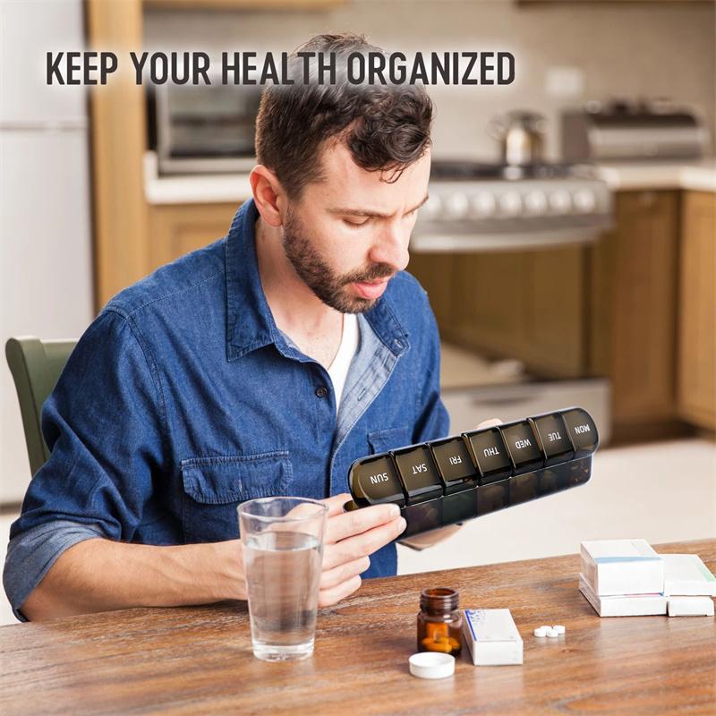 Medicine dispenser for 1 week with large compartments black V1237-ZY-203-5510