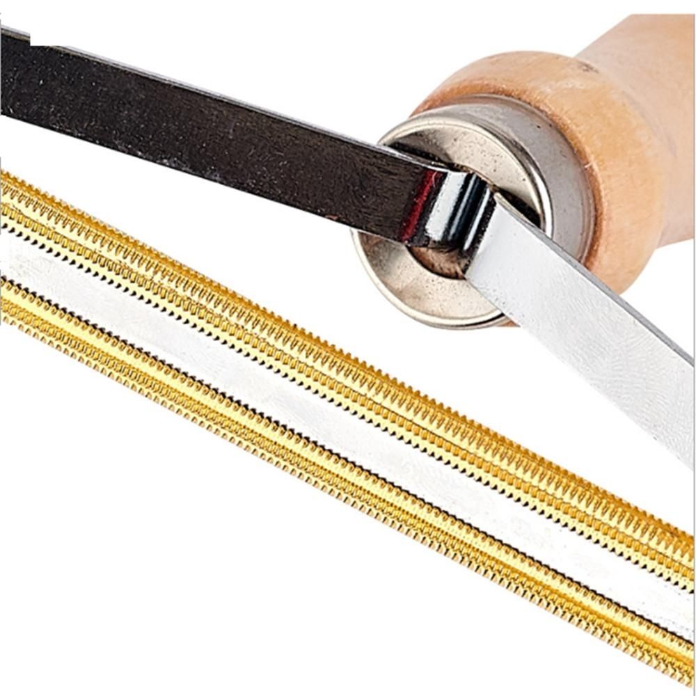 Lint & Fur Remover for Clothes, Silver - Effective Hair Removal Tool V1237-ZY-506-0133