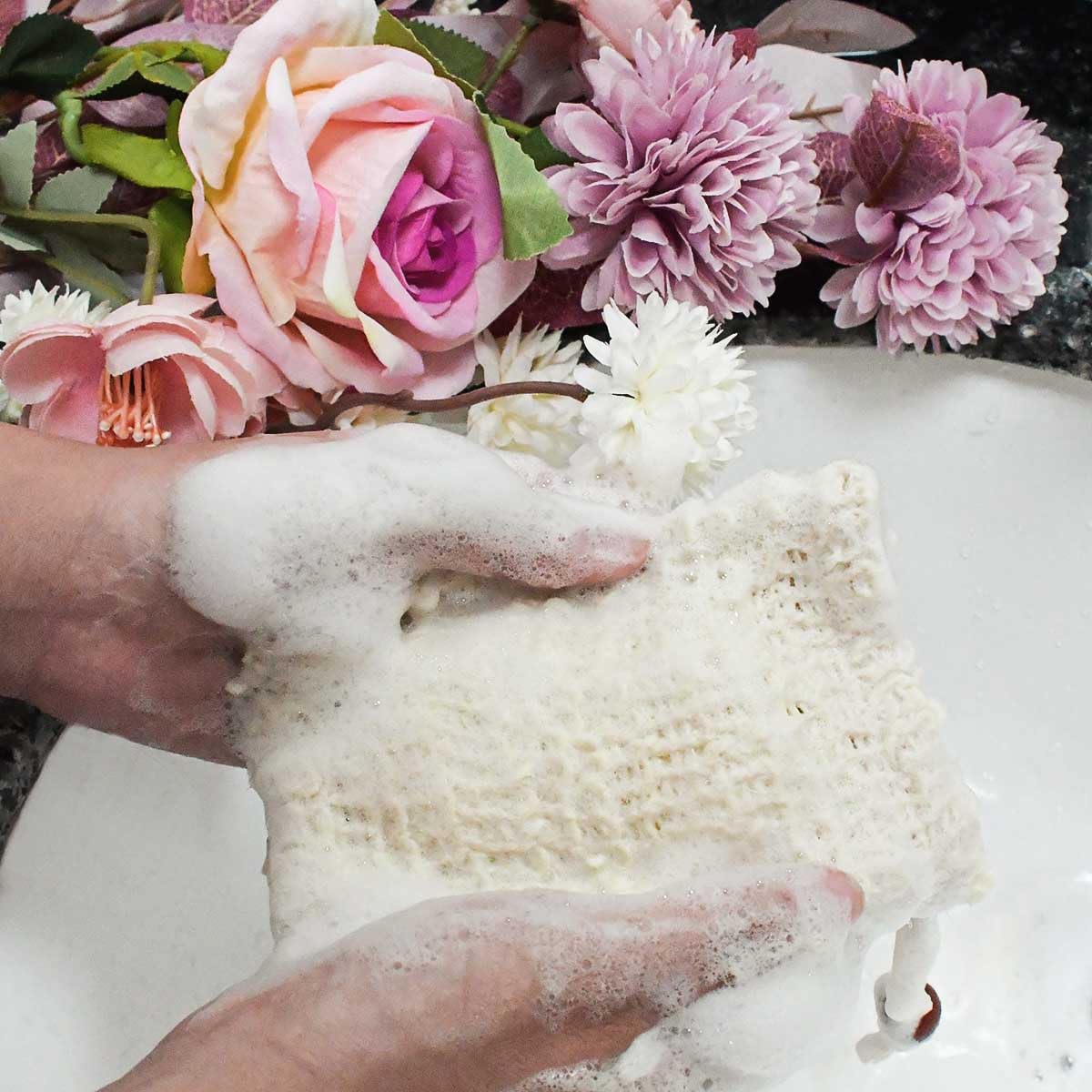 5 Pack Soap Saver Bag Exfoliating Pouch Shower Mesh Bar Natural Sisal for Bath and Bags with Drawstring V1258-DP02-A-999