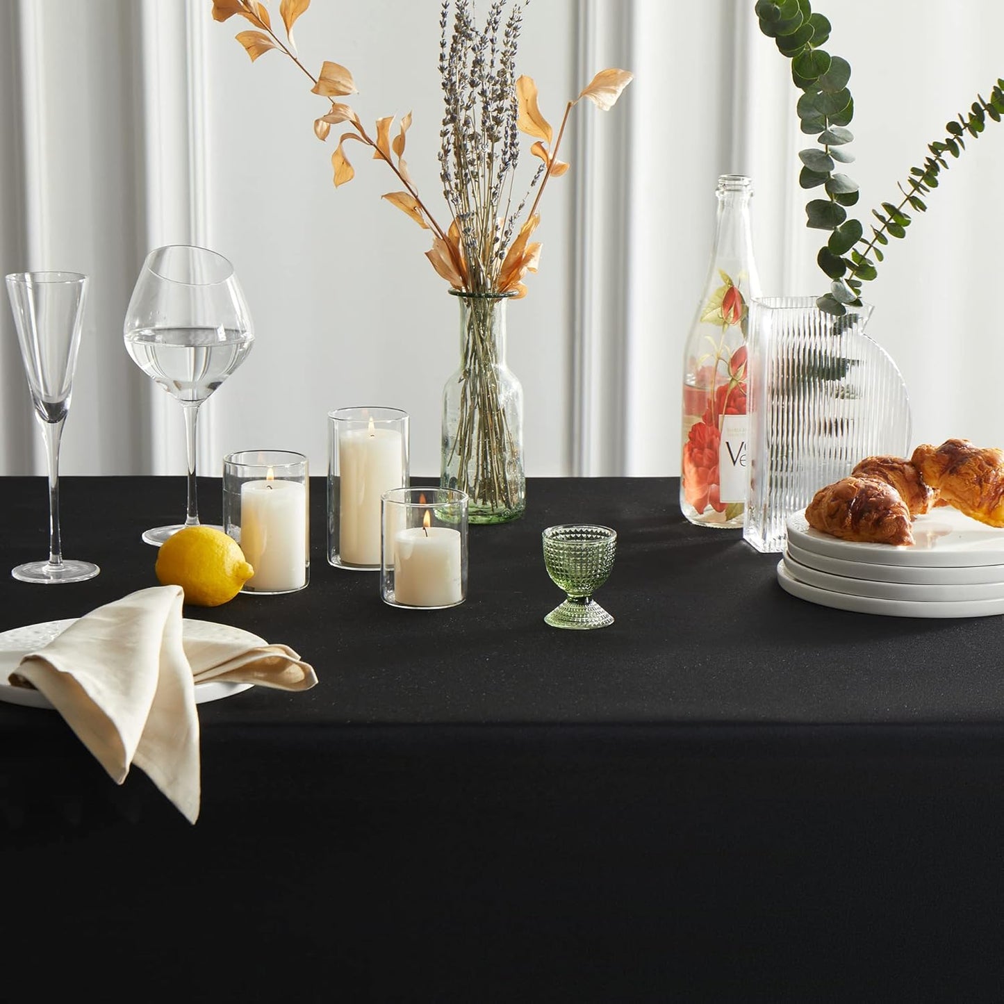Table Cloth 60x102 Inch Black Tablecloth for 6 Foot Table Washable Polyester Rectangle Tablecloth for Buffet V1258-DP02-B-1860