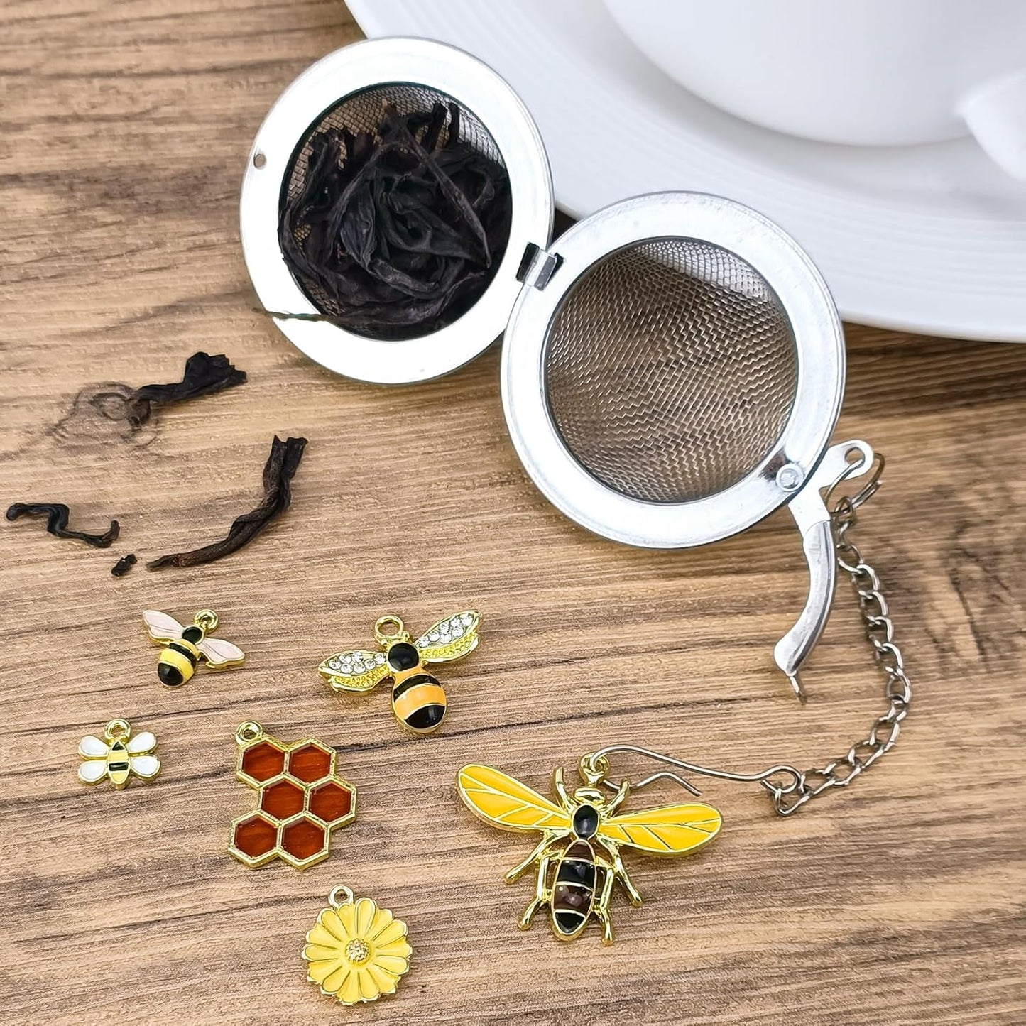 6Pcs Stainless Steel Mesh Tea Infuser, 2.1 inch Tea Strainer with Honey Bee Set Pendant, Tea Ball Tea V1258-DP02-B-3239