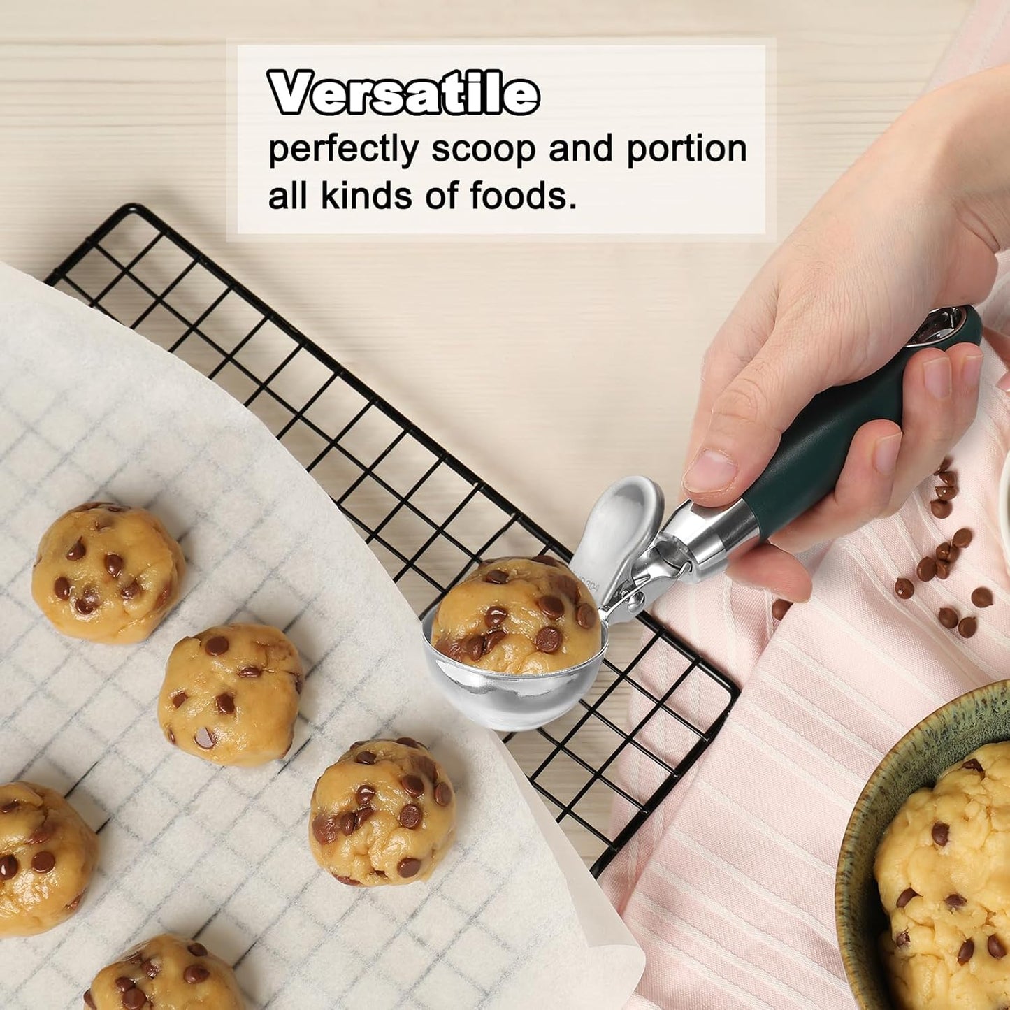 2 Pack Green Ergonomic 304 Stainless Steel Ice Cream Scoop with Trigger V1258-DP02-BOL-129