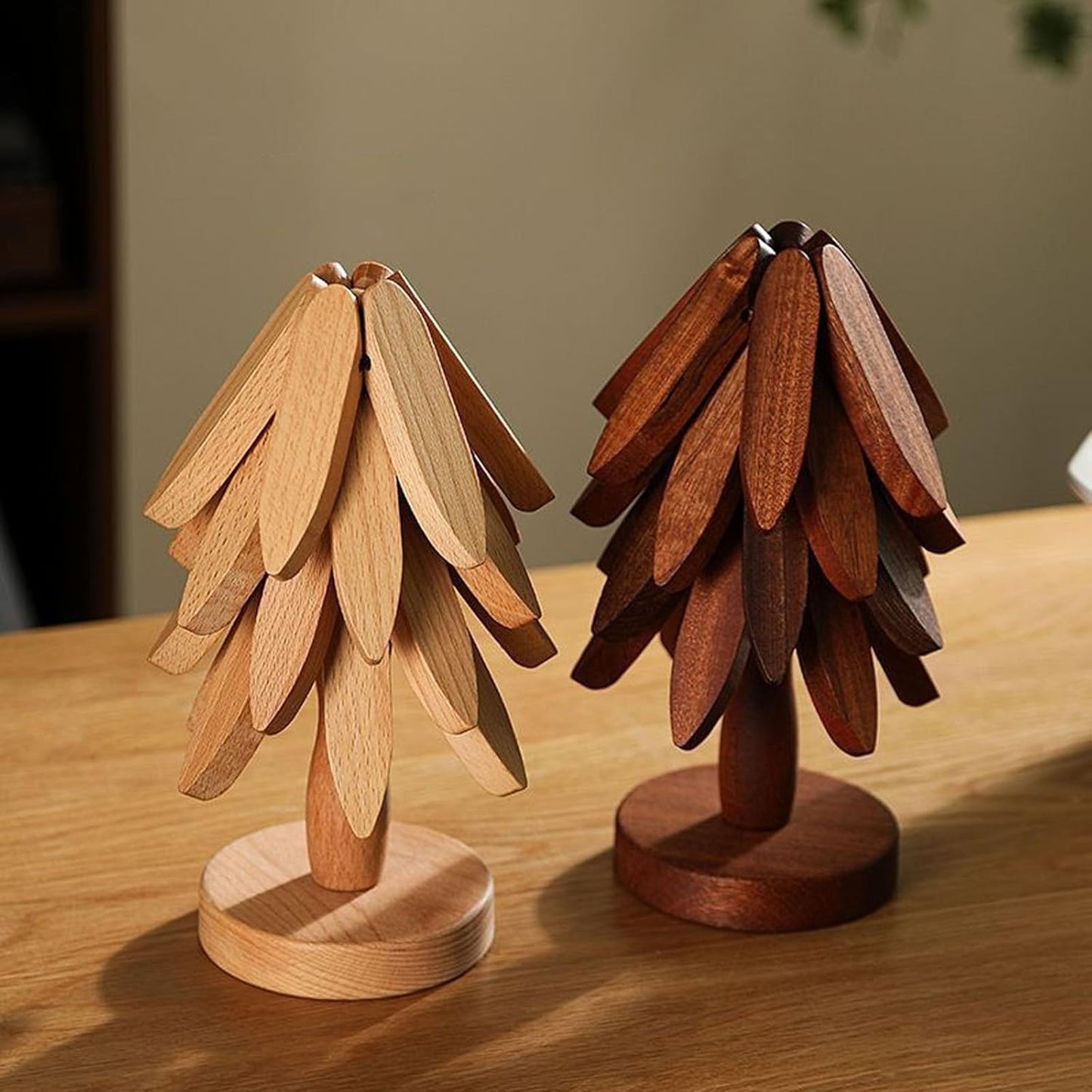 2-Piece Foldable Christmas Tree Design Pot Holders Set Decorative Heat Resistant Trivets with Holder for Hot V1258-DP02-BOL-212