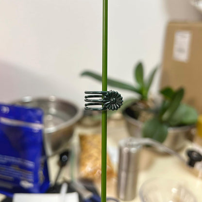 40 Reusable Plant Support Clips - Garden Tool for Supporting and Guiding Plants and Flowers V1258-DP02-BOL-763