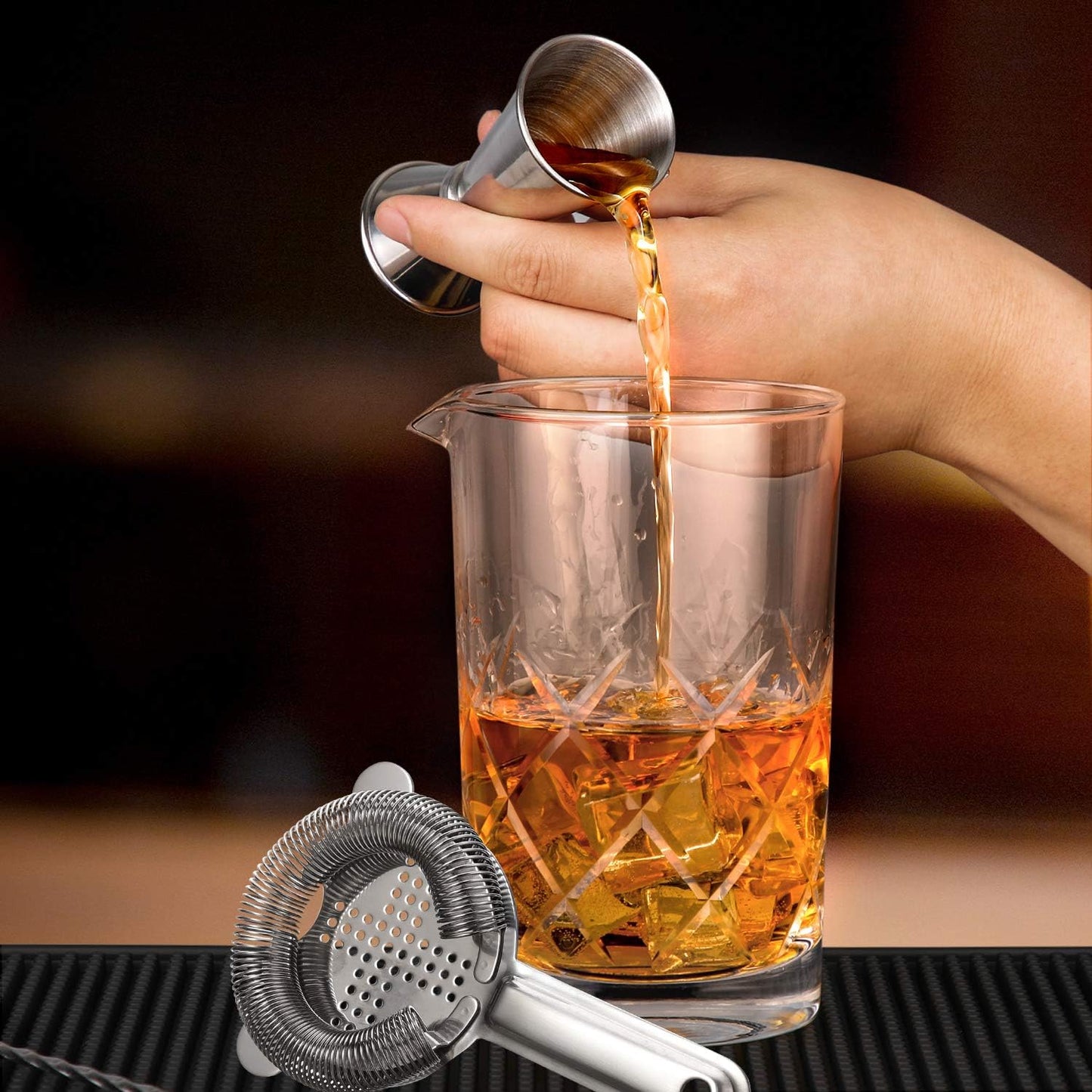 Professional 24 Oz Cocktail Mixing Glass, Thick Bottom Seamless Crystal Mixing Glass V1258-DP02-C-125