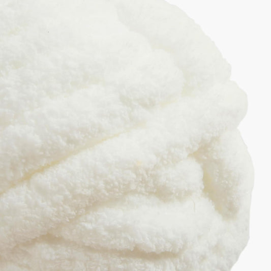Chunky Yarn for Hand Knitting Soft Jumbo Bulky Fluffy Yarn for Crocheting Blanket Scarf DIY 8 Pack (Cream, V1258-DP02-C-1322