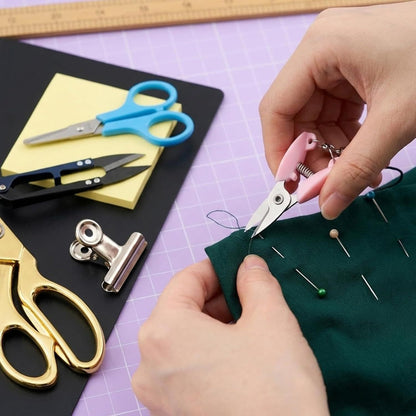 5 Pcs Mini Scissors with Cover, Portable Travel Scissors, Tiny Sewing Scissor, Multifunctional Micro Snips V1258-DP02-D-465