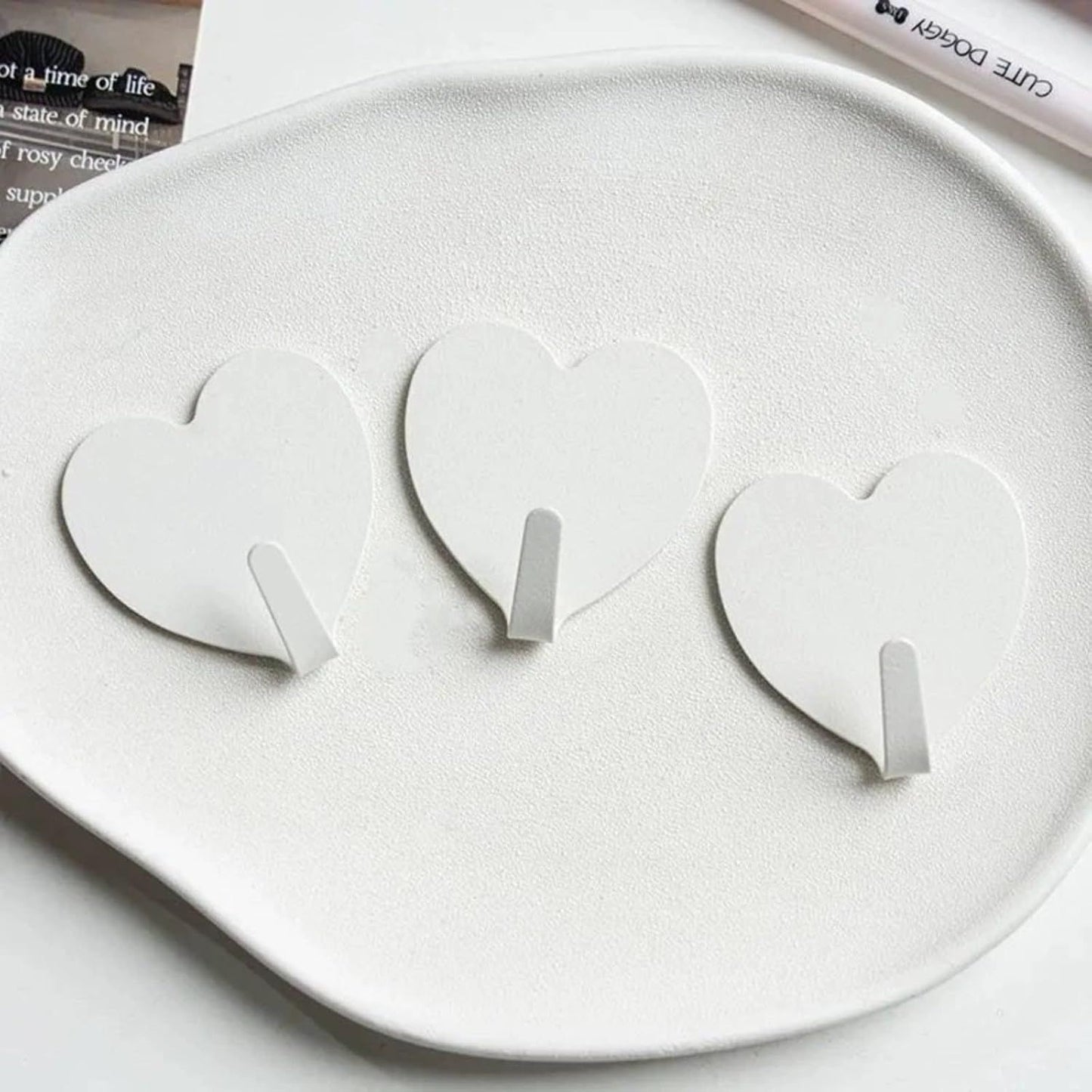 9 Pcs Heart Shaped Adhesive Wall Hooks, Cute Decorative Pink and White Self-Adhesive Hooks for Home Office V1258-DP02-E-678