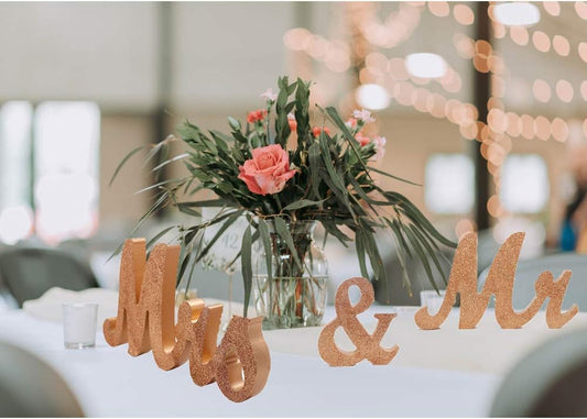 Mr and Mrs Signs Wedding Sweetheart Table Decorations, Wooden Freestanding Letters Wedding Shower Gift (Rose V1258-DP02-E-76