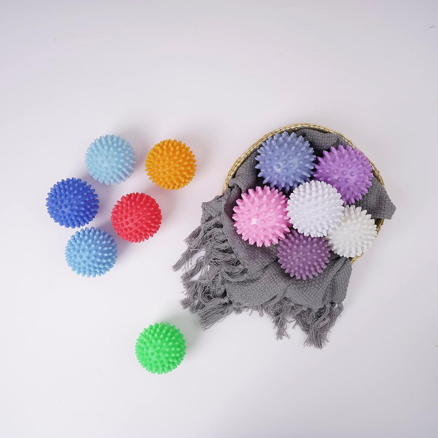 Reusable Laundry Dryer Balls - Eco Friendly Fabric Softener Alternatives Soften and Fluff Laundry Wrinkle V1258-DP02-WO-1050