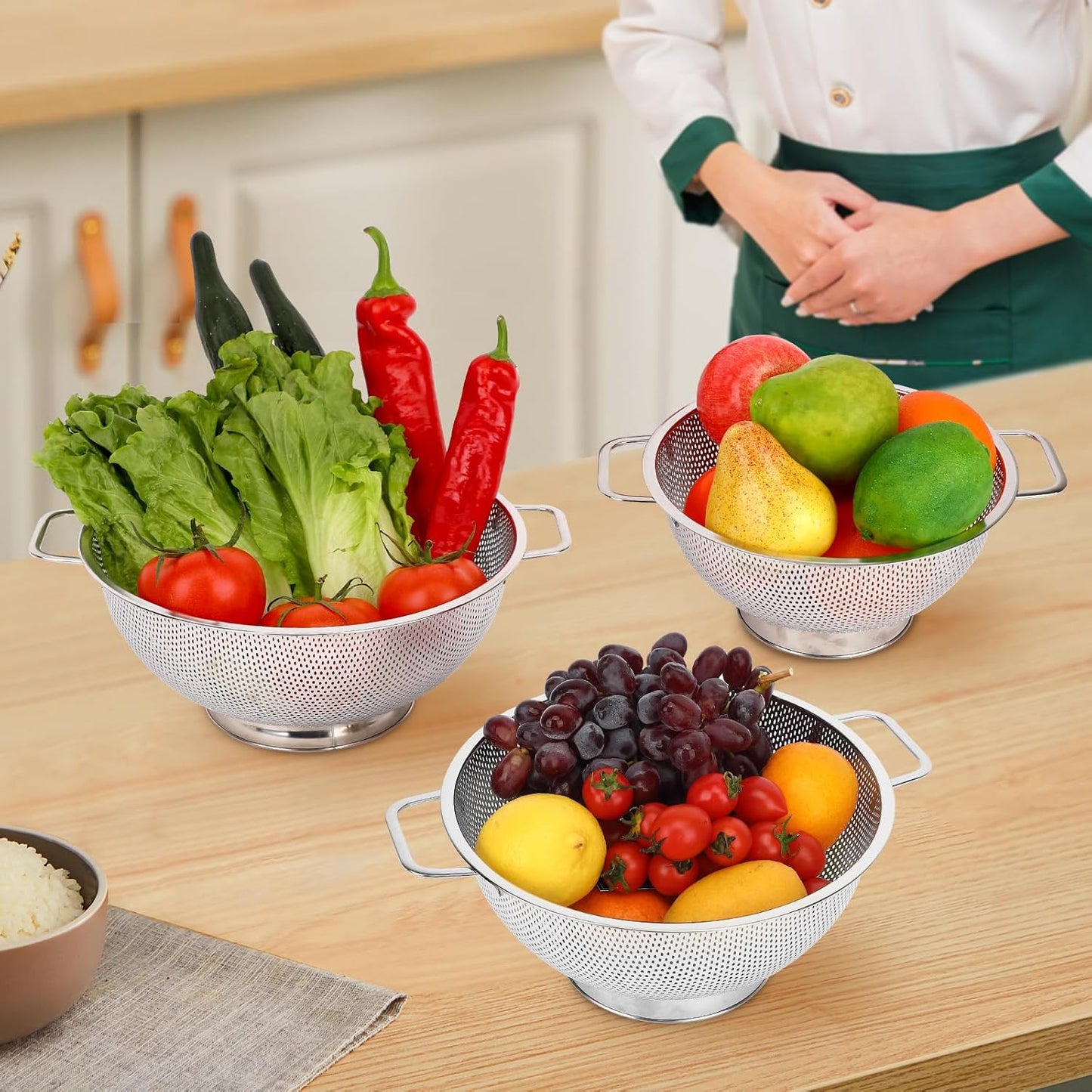 Colander for Kitchen, 3QT, Stainless Steel Colander Strainer with Handle for Fruits Vegetables Cooking Food, V1258-DP02-WO-1061