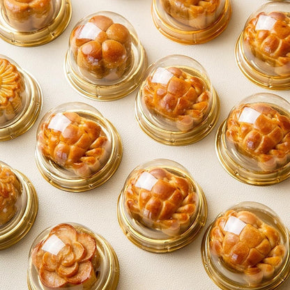 50 Pack Mini Cake Containers, Clear Plastic Small Cupcake Boxes with Dome Lids for Individual Chocolate V1258-DP02-WO-1086
