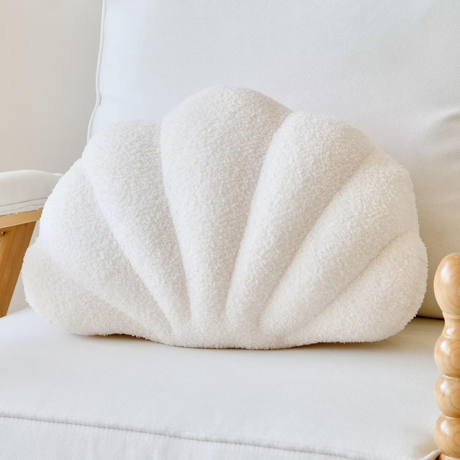 Ivory Seashell Throw Pillows, Shell Shaped Throw Pillows, 13 Inch Soft Home Decorative Pillow Plush Cushion V1258-DP02-WO-115