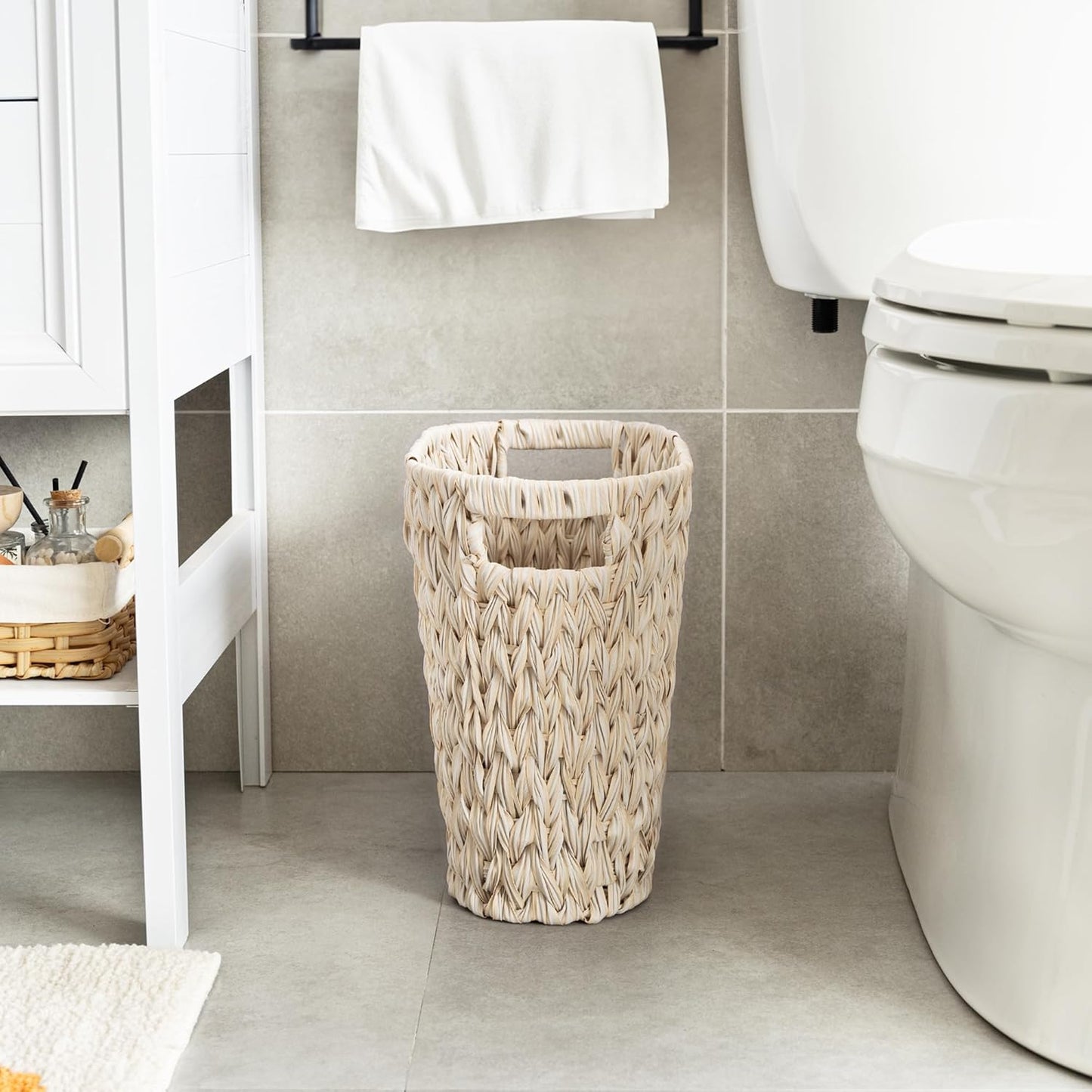 Wicker Trash Can, Waterproof Bathroom Trash Can, Wicker Waste Basket for Bathroom, Decorative Boho Waste V1258-DP02-WO-541
