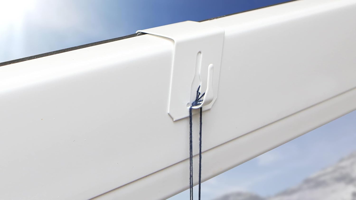 10x Window Hooks Decorative Hooks Window Clips for Window Decorations White 12-20mm UNIVERSAL V1259-DP01-A-1526