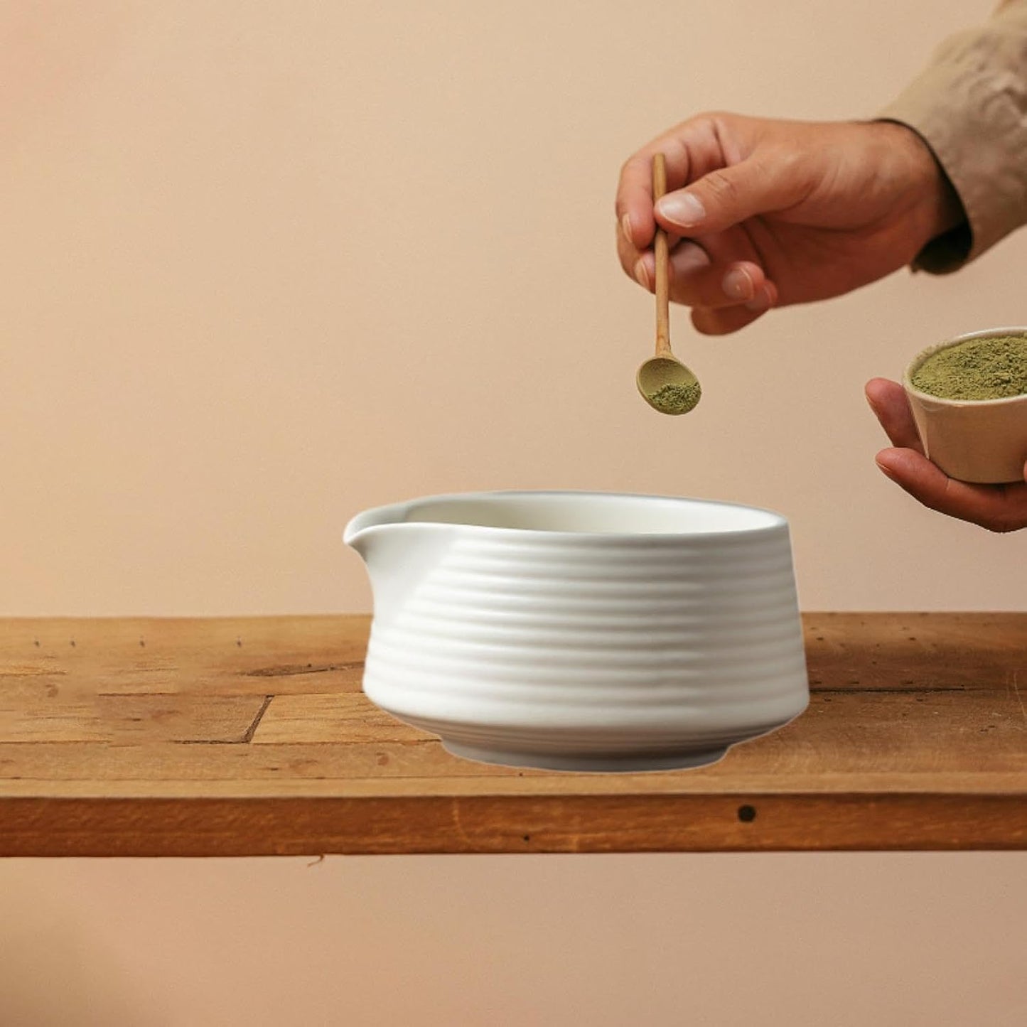 Japanese Matcha Bowl Handmade Matcha Ceremony Matcha Cup with Spout for Restaurant, White V1259-DP01-A-2639