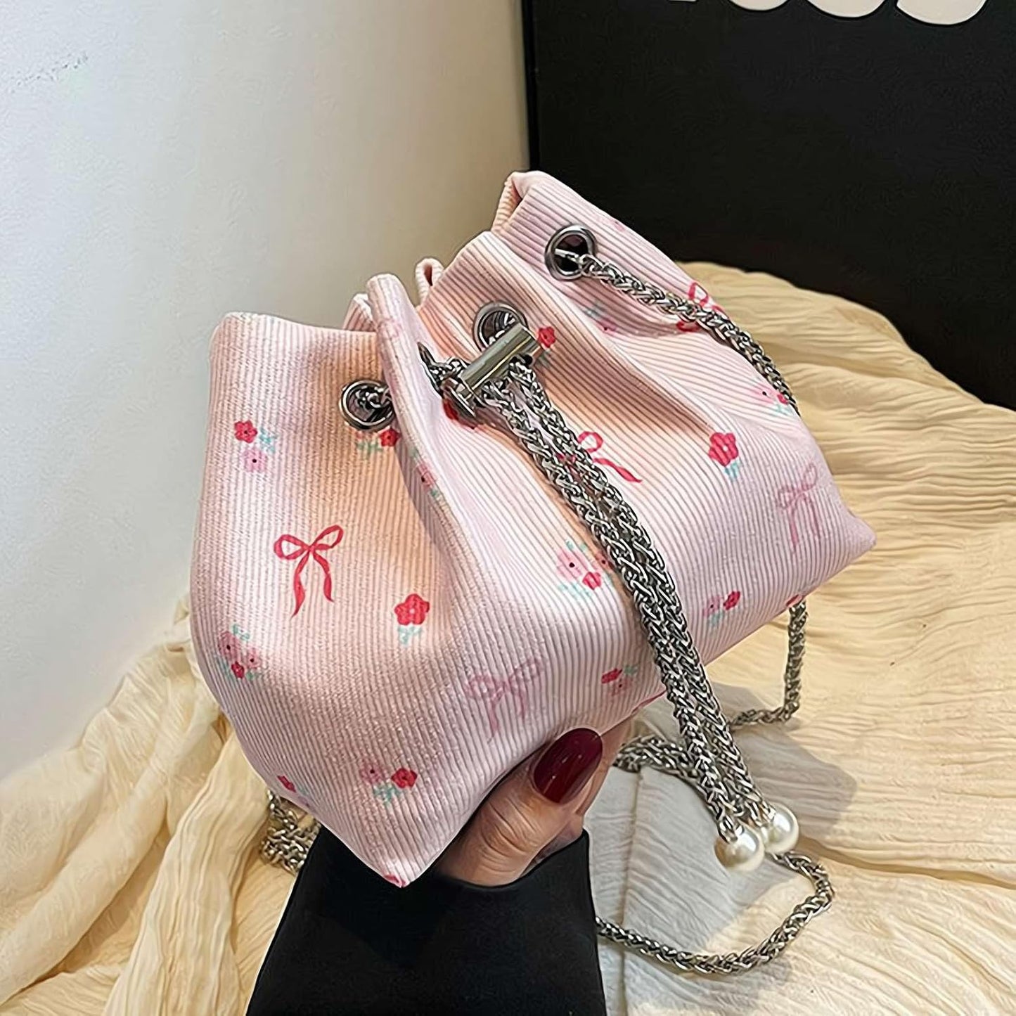 Drawstring Crossbody Bag for Women,Flower Chain Drawstring Mini Bucket Handbags V1259-DP01-A-3023