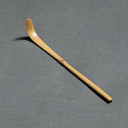 Bamboo Matcha Scoop - Traditional Chashaku Tea Spoon for Tea Ceremony - Elegant White Design - Tea V1259-DP01-A-4005