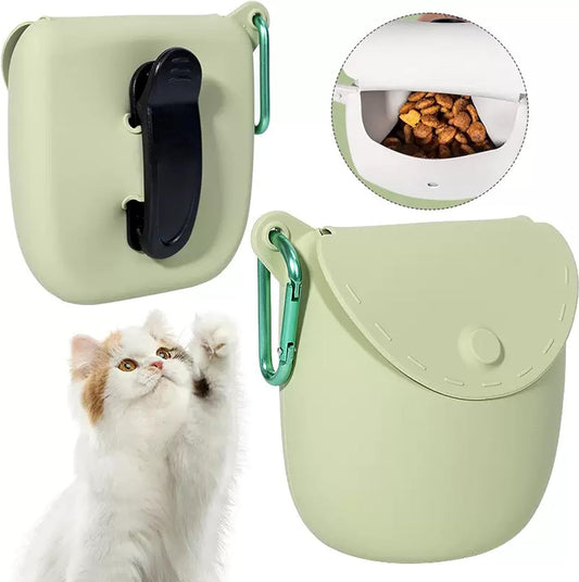 Portable training bag for dogs and cats - outdoor food pouch - suitable for training and feeding pets on the V1259-DP01-BO-418