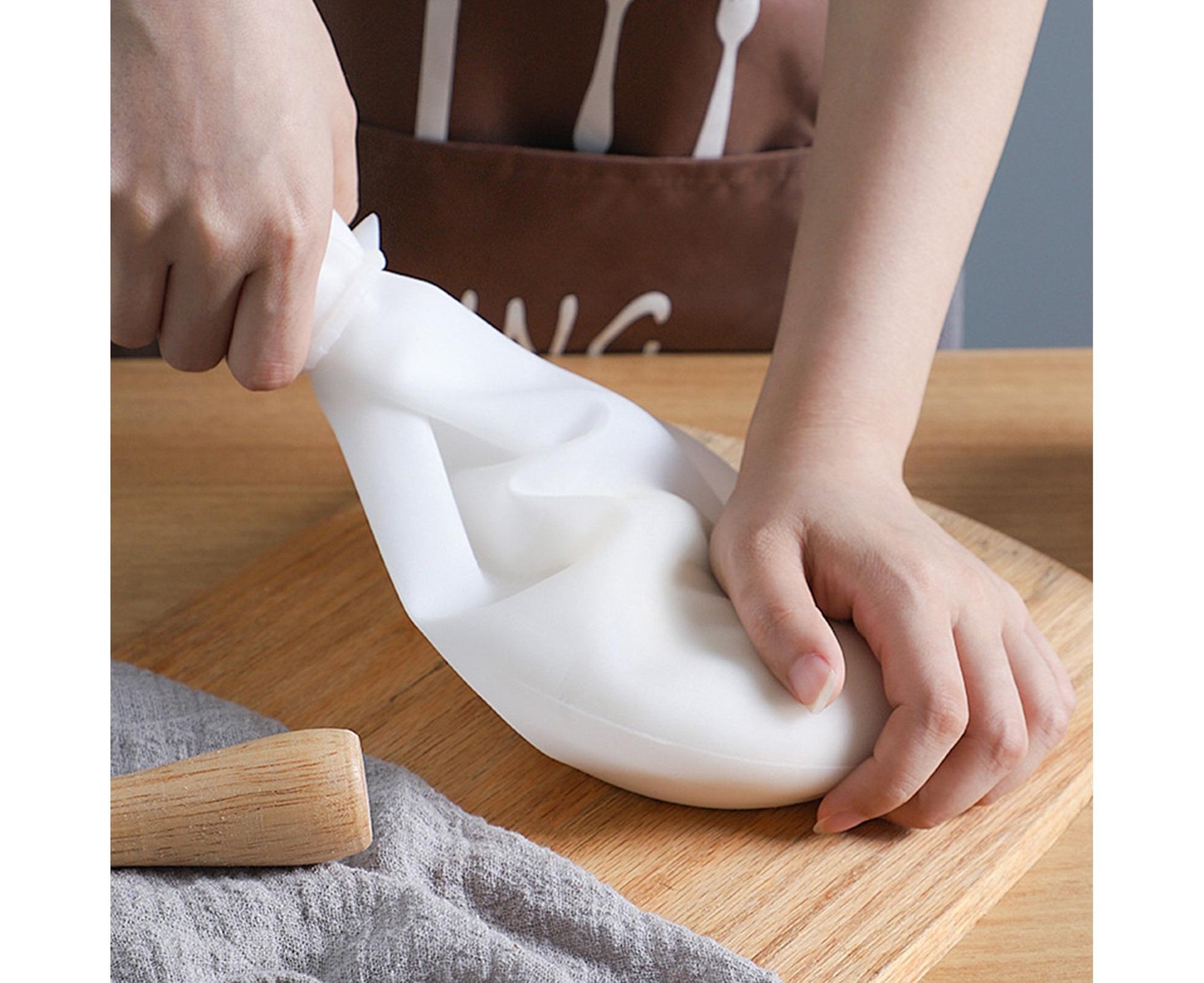 Kneading Dough Bag Food Grade Non-stick Silicone Non-deformation Flour Mixing Bag Baking Tool-L V1263-JX-1002
