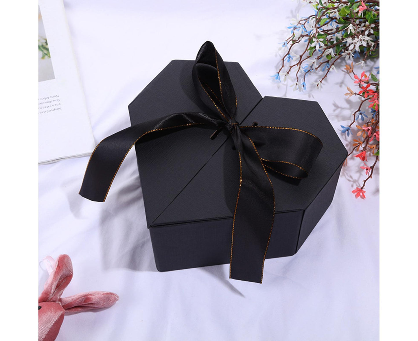 Mbg Gift Box Attractive DIY Bright Color Romantic Heart-shaped Snack Storage Case for Wedding-Black V1263-JX-1027