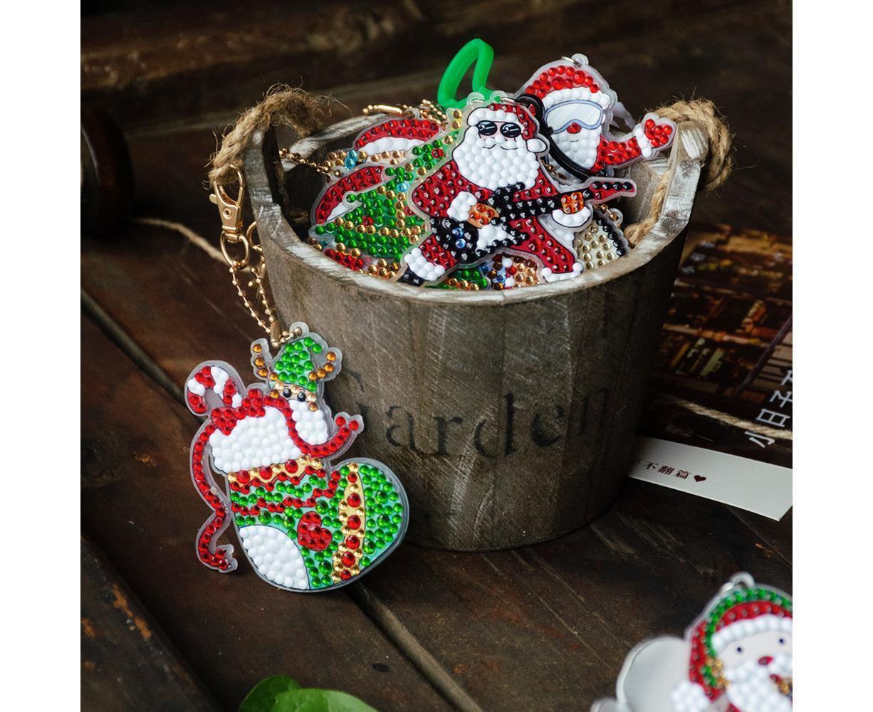 15Pcs Christmas Dot Drill Decorative Painting Keychain Decor DIY Crystal Key Ring Pendant Gift V1263-JX-1319