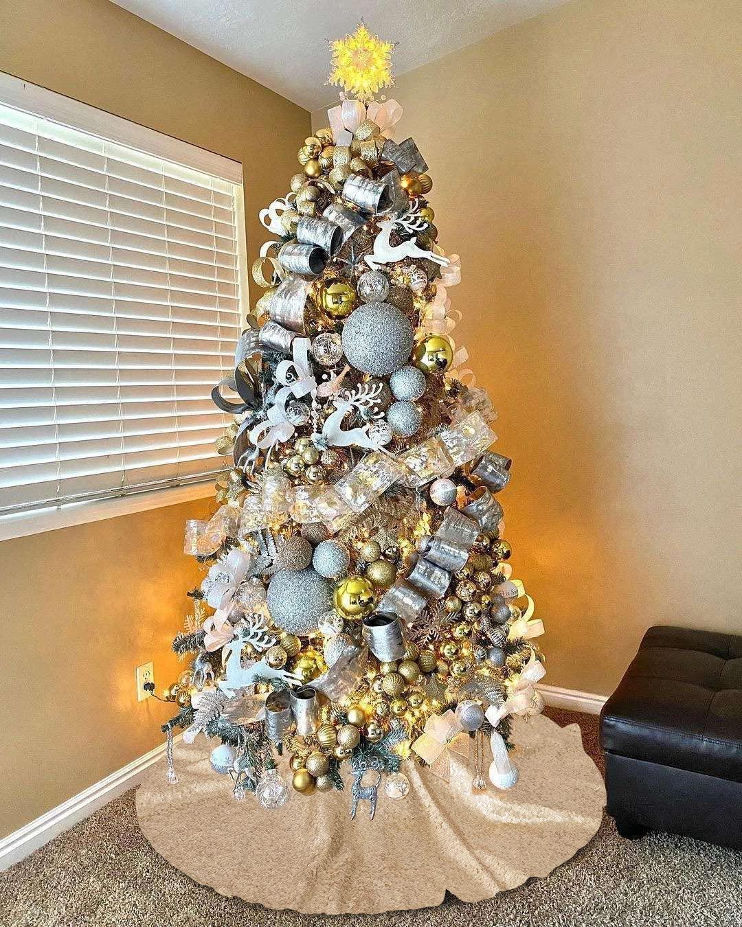 36 Inch Rose Gold Glitter Christmas Tree Skirt Plus Christmas Tree Decorations V1263-JX-1594