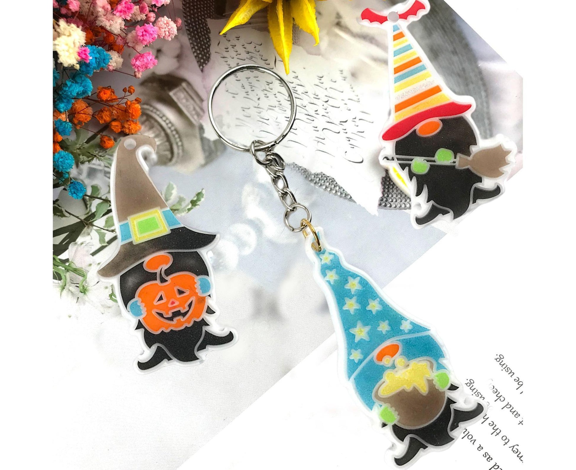 1 Set Keychain Mold Non Sticky Reusable DIY Silicone Easter Gnome Pendant Handicrafts Making Mold for Gift - V1263-JX-1614