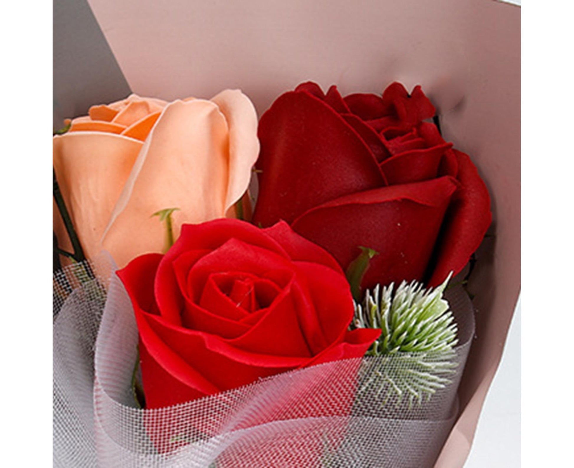 Soap Rose Flower Exquisite Vivid Nice-looking Scented Rose Soap Petals Body Soap for Valentine's Day - Red V1263-JX-1722