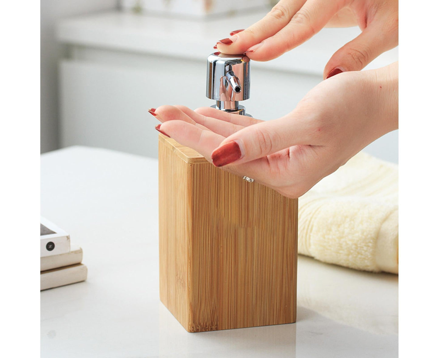 280ml Refillable Shampoo Liquid Soap Dispenser Empty Sub-bottling Storage Container Wooden Color Pump Design V1263-JX-2514