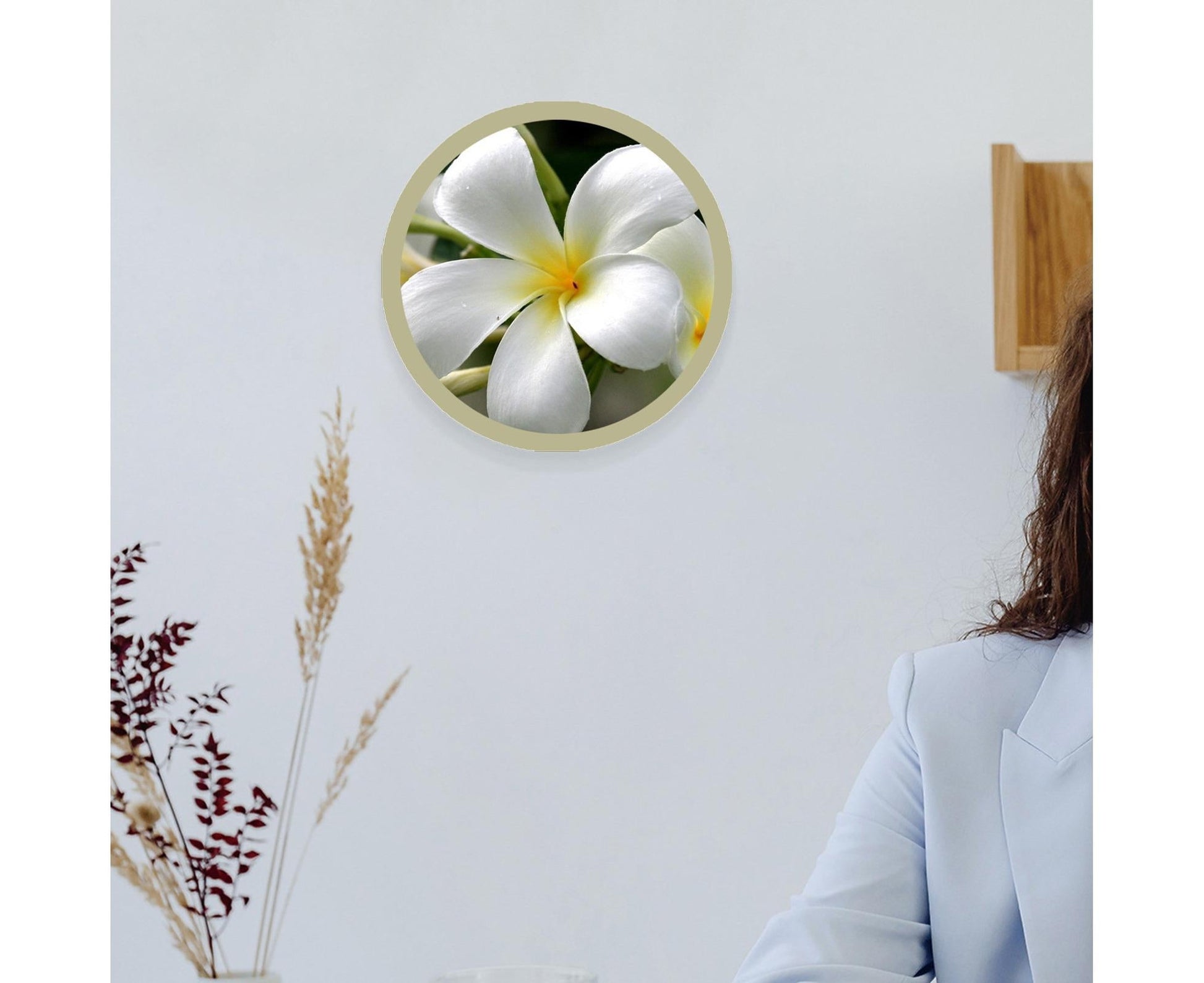6inch Photo Frame Smooth Surface Fine Workmanship Round Wall Mounted Picture Storage Holder Home Supply - V1263-JX-2549
