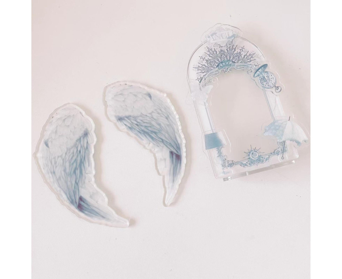 Acrylic Photo Frame Creative Devil Wings Replaceable Album Postcard DIY Storing Desktop Display White/Black 3 V1263-JX-2565