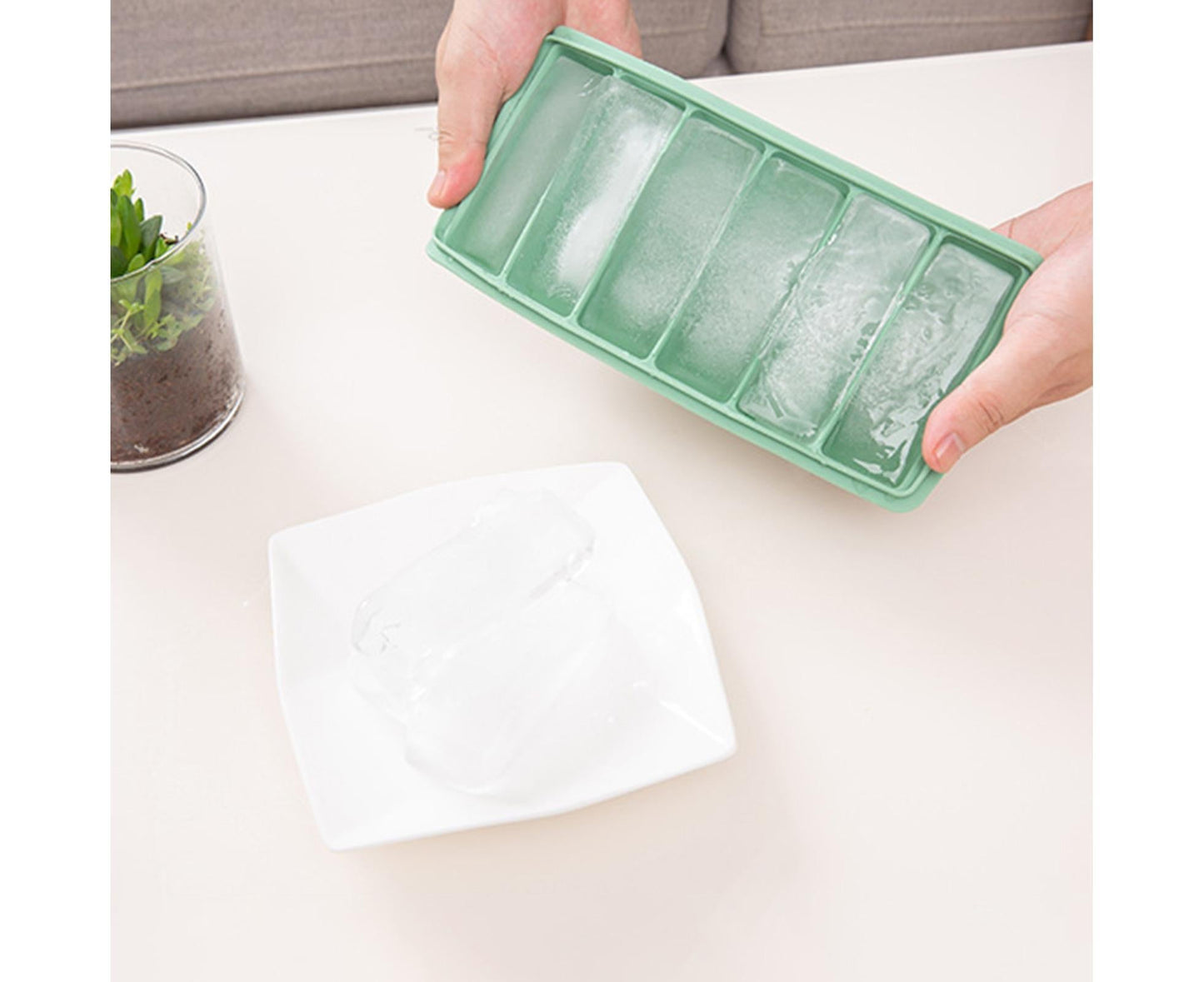 Ice Tray Stretchy 6 Cavities Silicone Low Temperature Resistance Ice Cube Mold Kitchen -Cyan V1263-JX-366