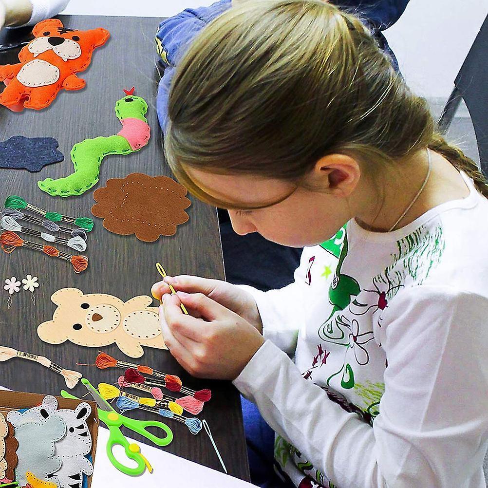Felt Animal Sewing Kit - DIY Hand Sewing Craft Kit V1263-JX-3714