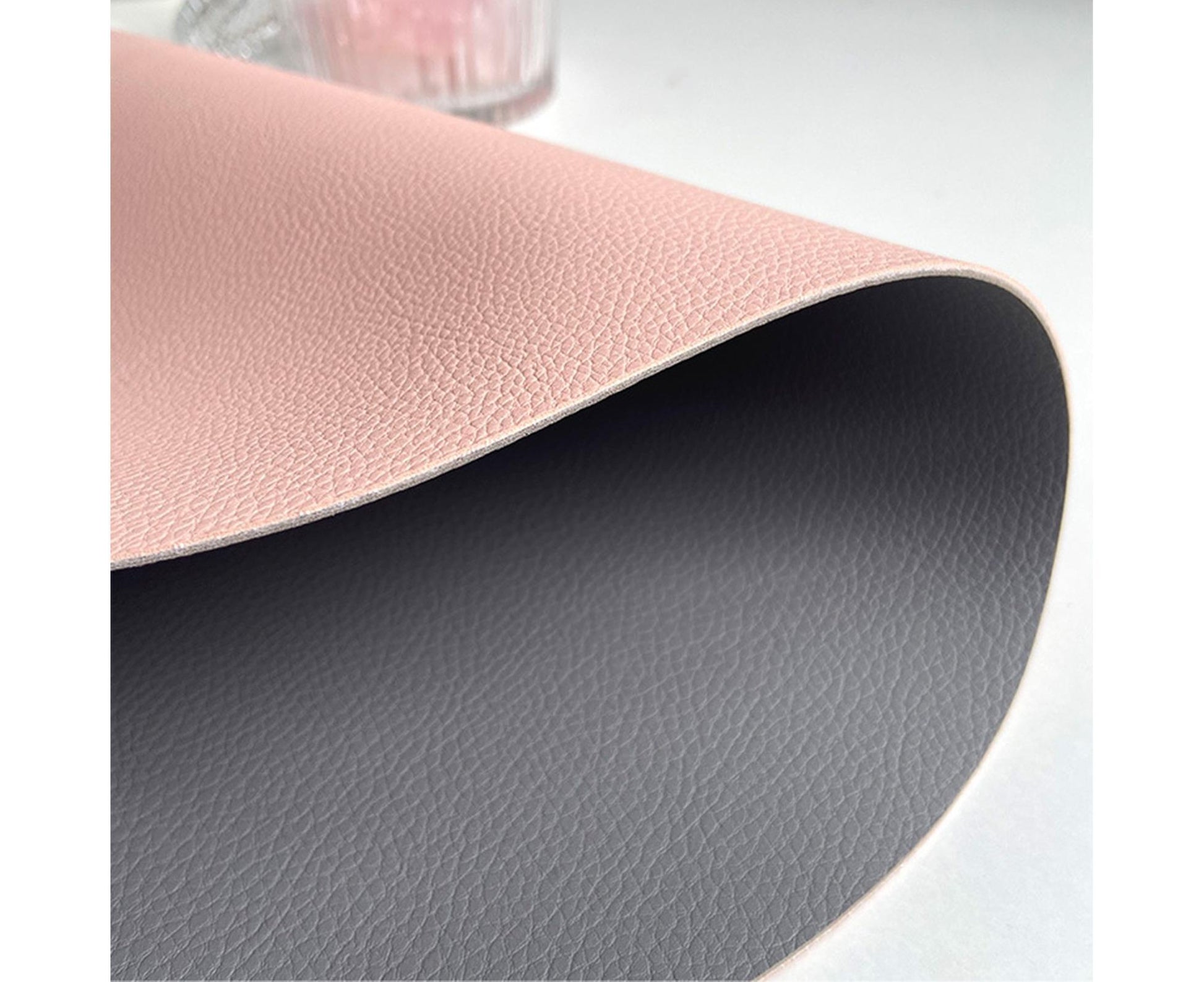 Table Mat Non-slip Wipeable Faux Leather Oval Shape Insulation Pad for Dining Room-Pink V1263-JX-383
