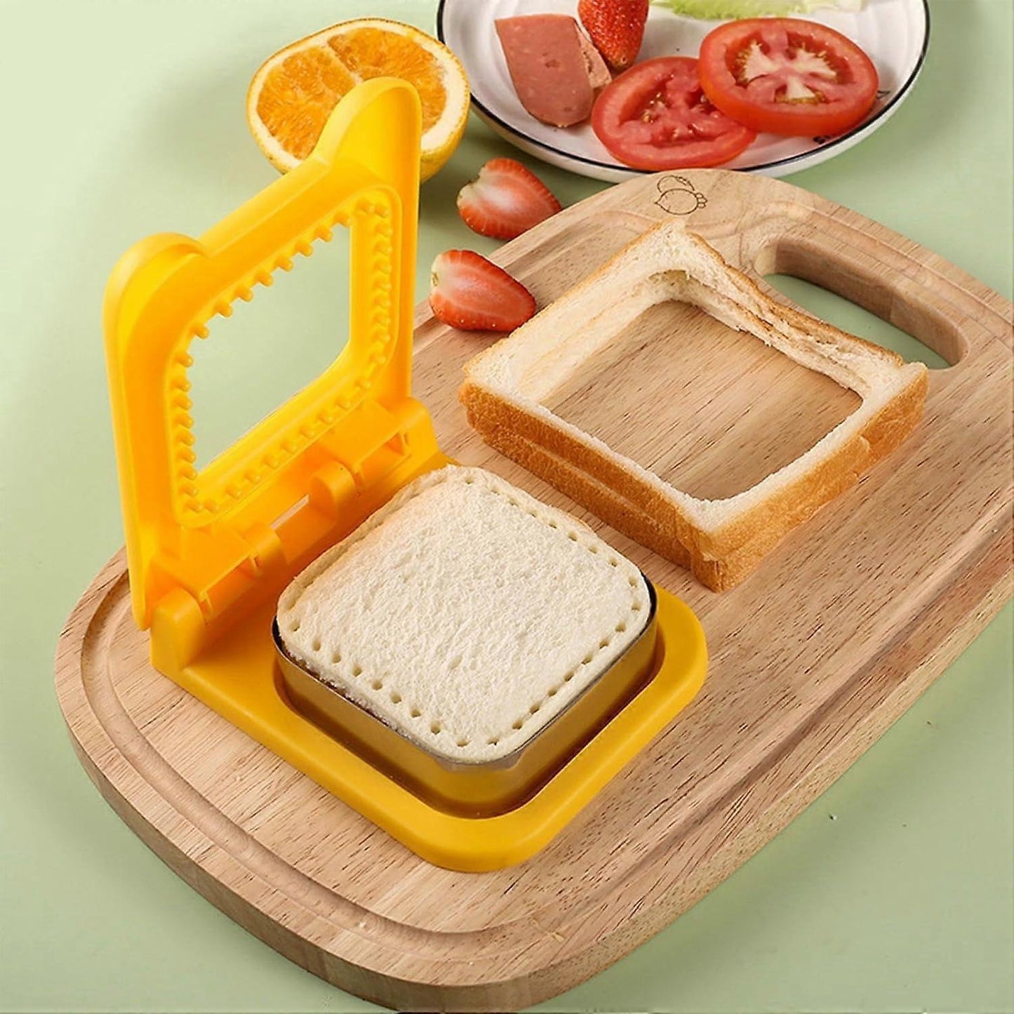 Sandwich Cutter and Sealer Yellow Crustless Bread Pancake Maker for Babies V1263-JX-5542