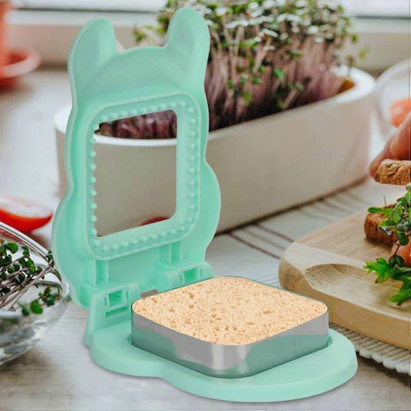 Sandwich Cutter and Sealer Yellow Square Press Mould Lunch Box Tool V1263-JX-5553