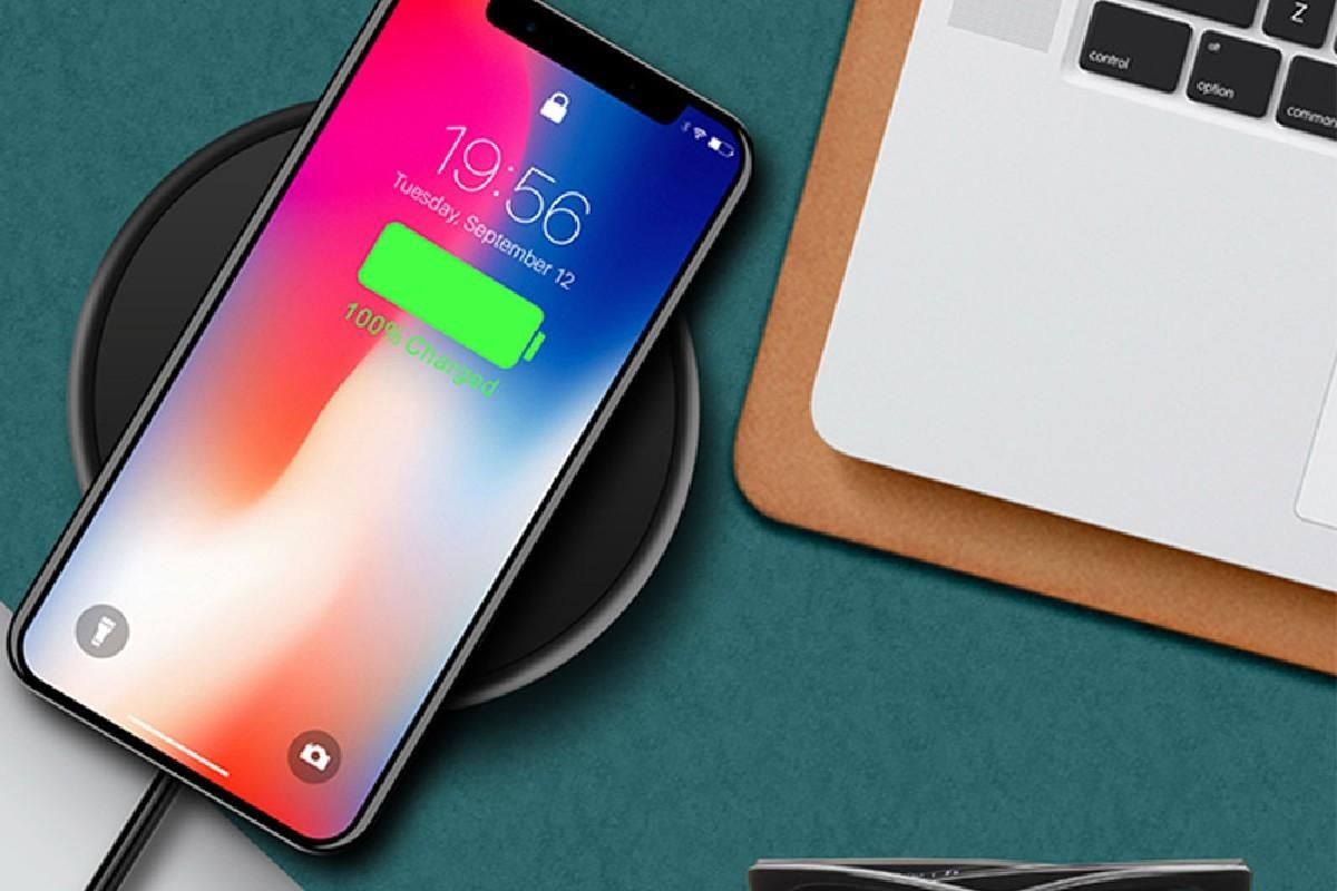 Wireless Fast Charger Smartphone Charger Qi Charging for Apple, Samsung and Smart Phones (Black) V1263-JX-6130
