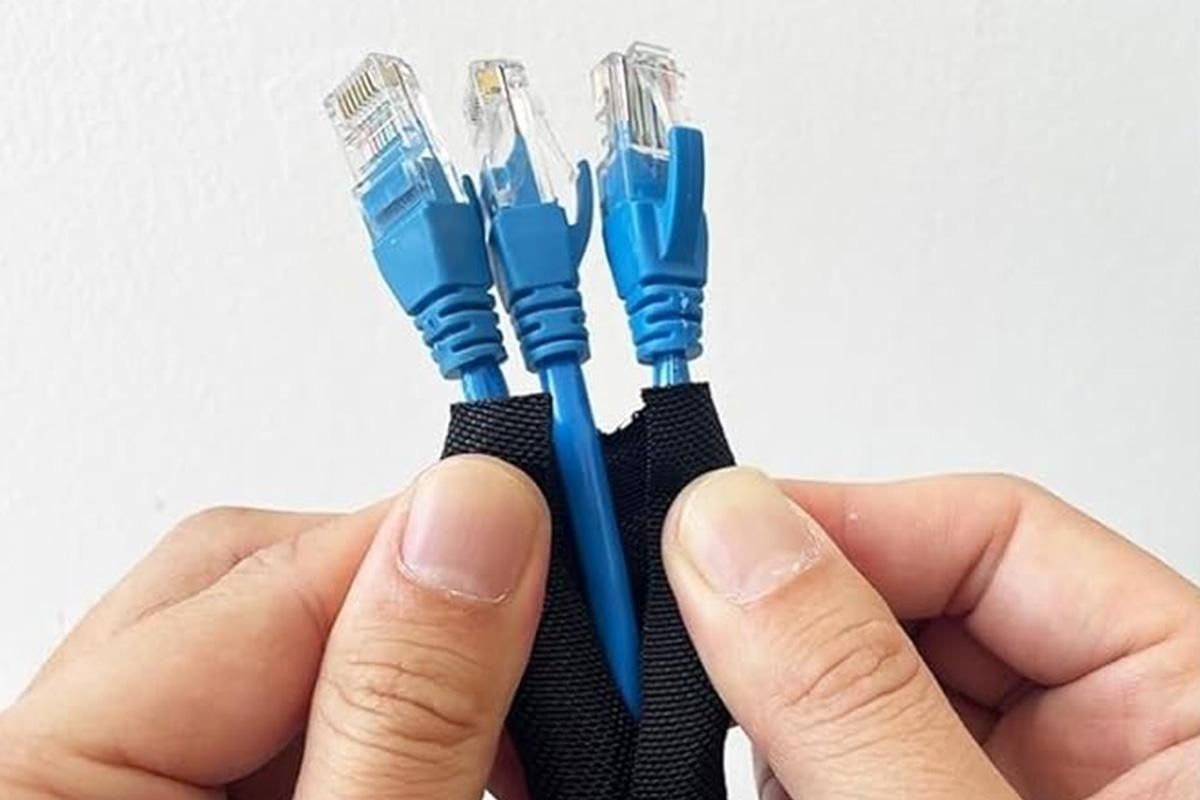 No Chew Cord Protector for Pets Bite Resistant Cable Sleeve for Cats Dogs Rabbits - S V1263-JX-6355