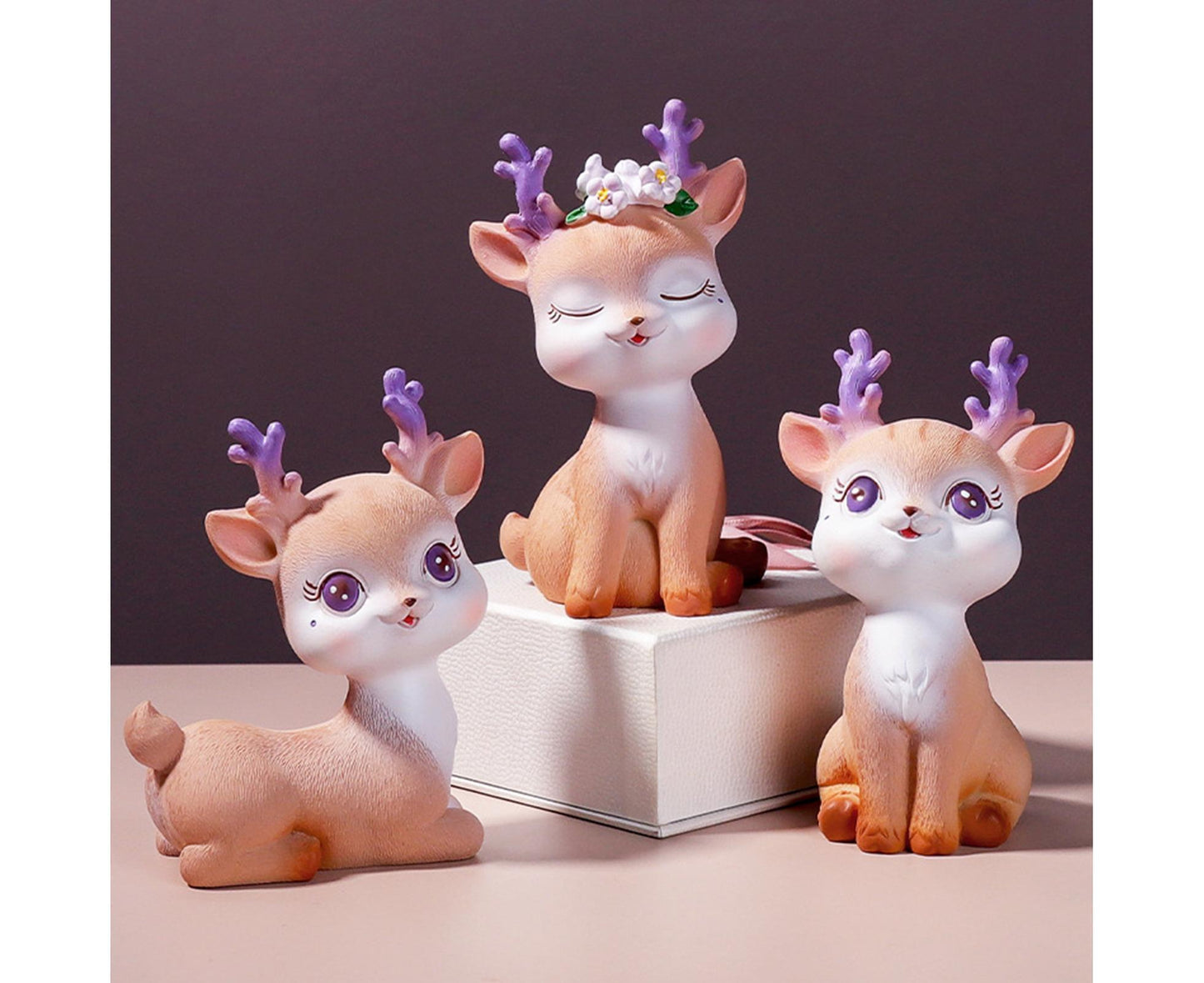 Cartoon Small Deer Resin Reindeer Craft Miniature Desktop Ornaments Car Decor- B V1263-JX-649
