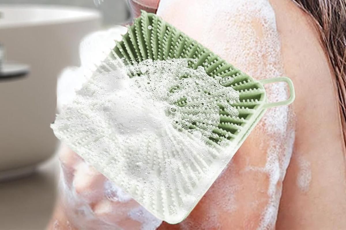 Dual Sided 2 In 1 Silicone Body Shower Scrubber Body Brush Buffer Scrubber - Green V1263-JX-6514-1