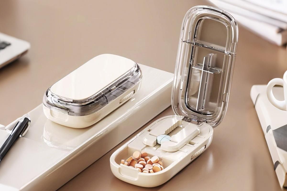 Pill Cutter Pill Splitter for Small and Tiny Pills 1/2 Adjustable Pill Organizer - Beige 1/2 and 1/4 Pill V1263-JX-6550-2