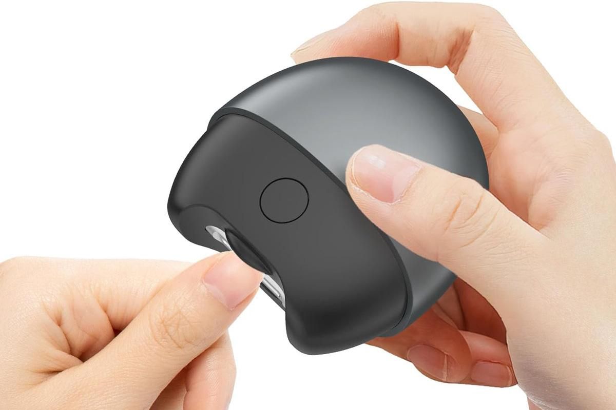 Electric Automatic Nail Clipper With Light And Nail Scraps Storage For Adult - Grey V1263-JX-6598-1